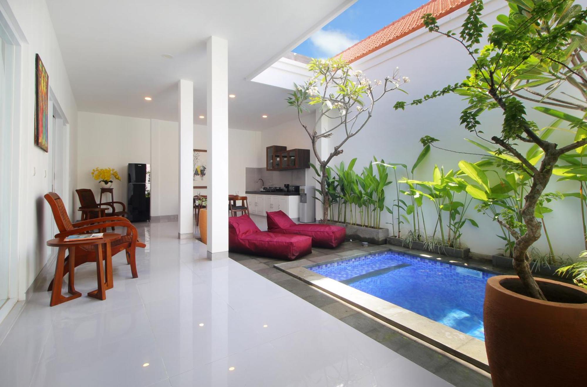 Bougainvillea By Parigata * Seminyak (Bali)